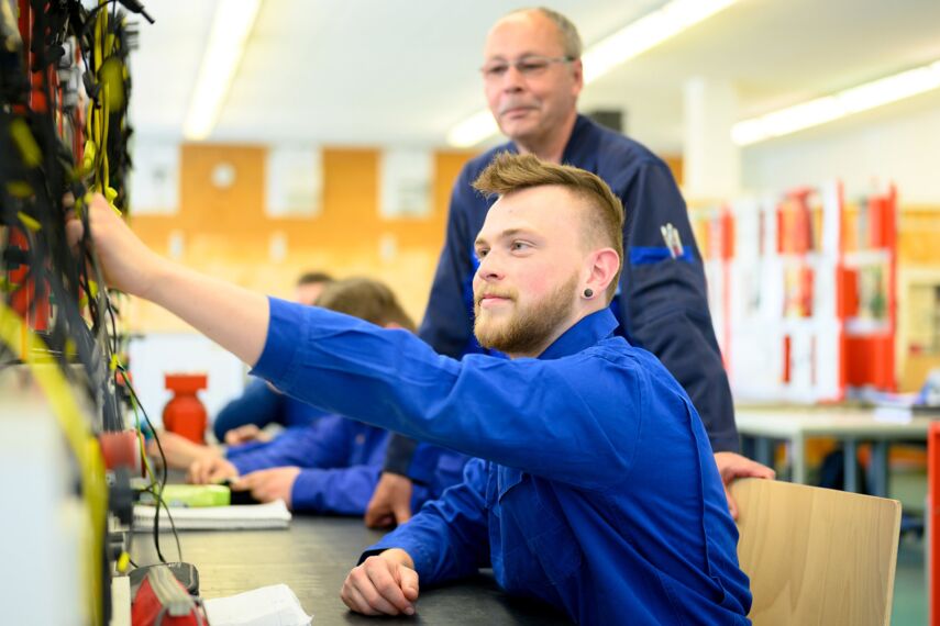 Berufsausbildung In Außerbetrieblichen Einrichtungen (BaE) - AFZ Rostock